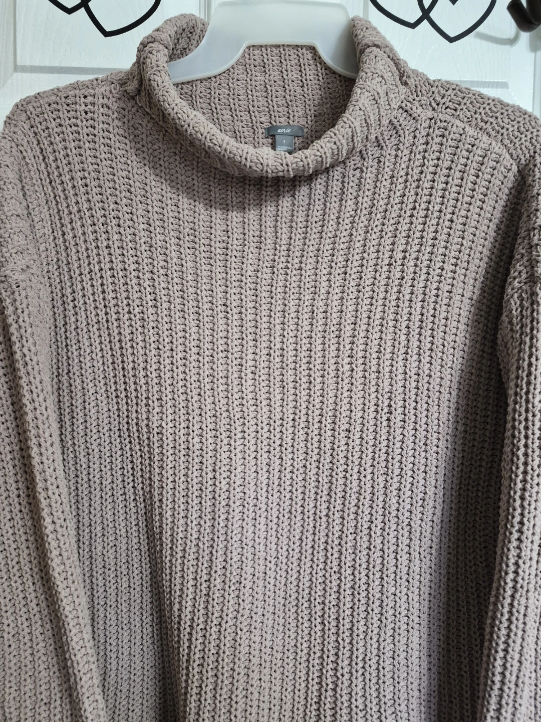 Ladies Aerie Size Small Oversized Knitted Swaeter - photo 3
