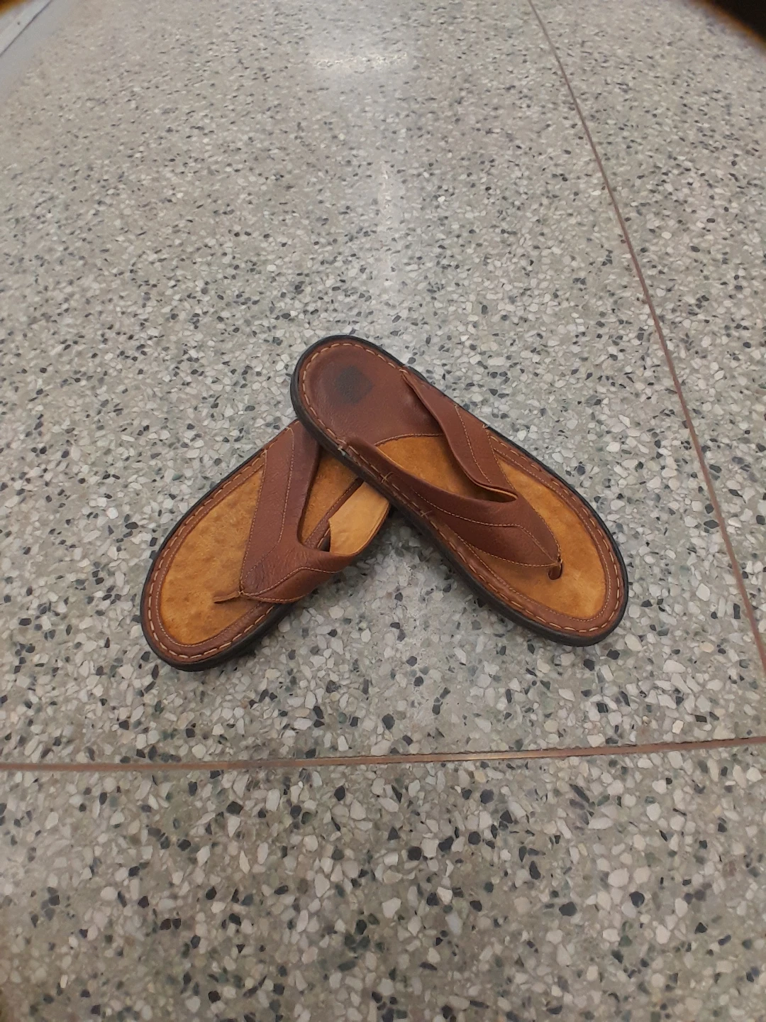 Brown Leather Flip Flops Original J&M Size 11 - photo 4