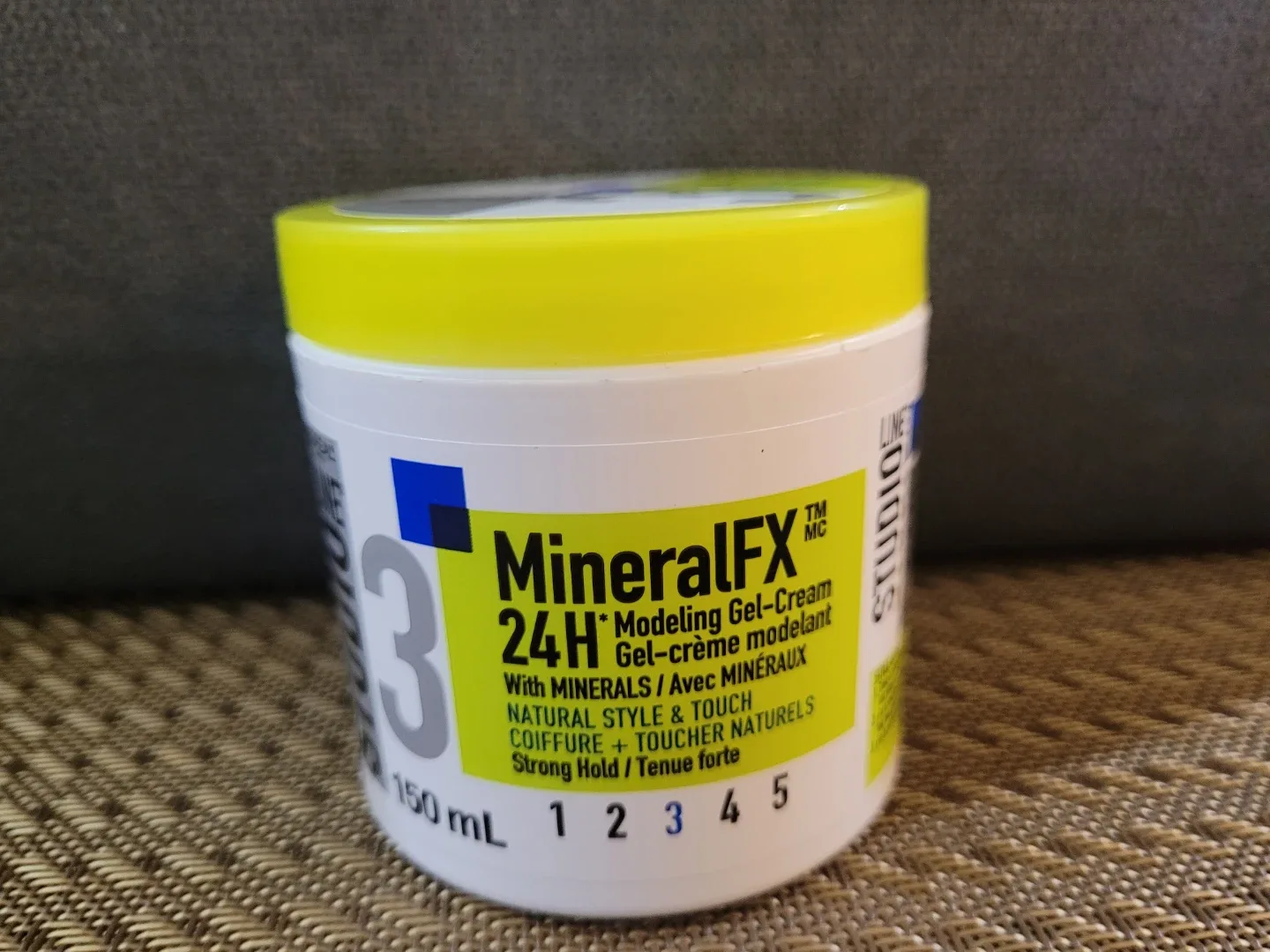 MineralFX 24H Modeling Gel-Cream