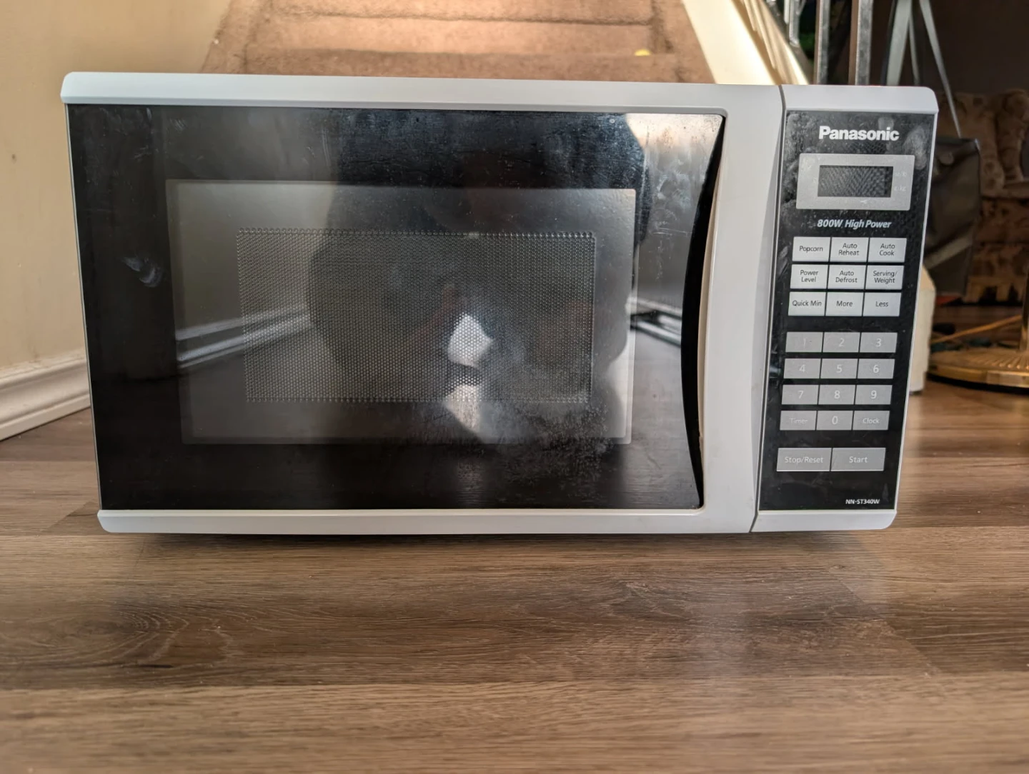 Panasonic 800W High Power Microwave NN-ST340W