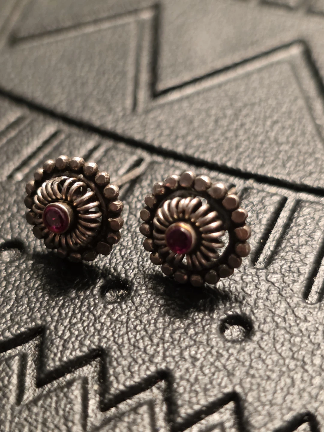 Vintage Earrings - photo 3