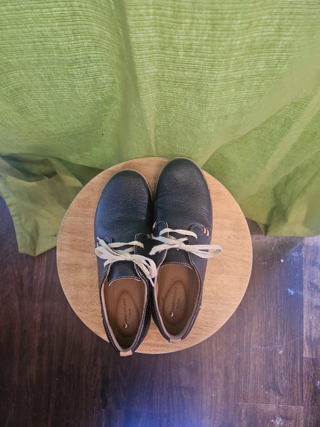 Clarks "Unstructured" Black Leather Lace-Up Shoes - photo 5