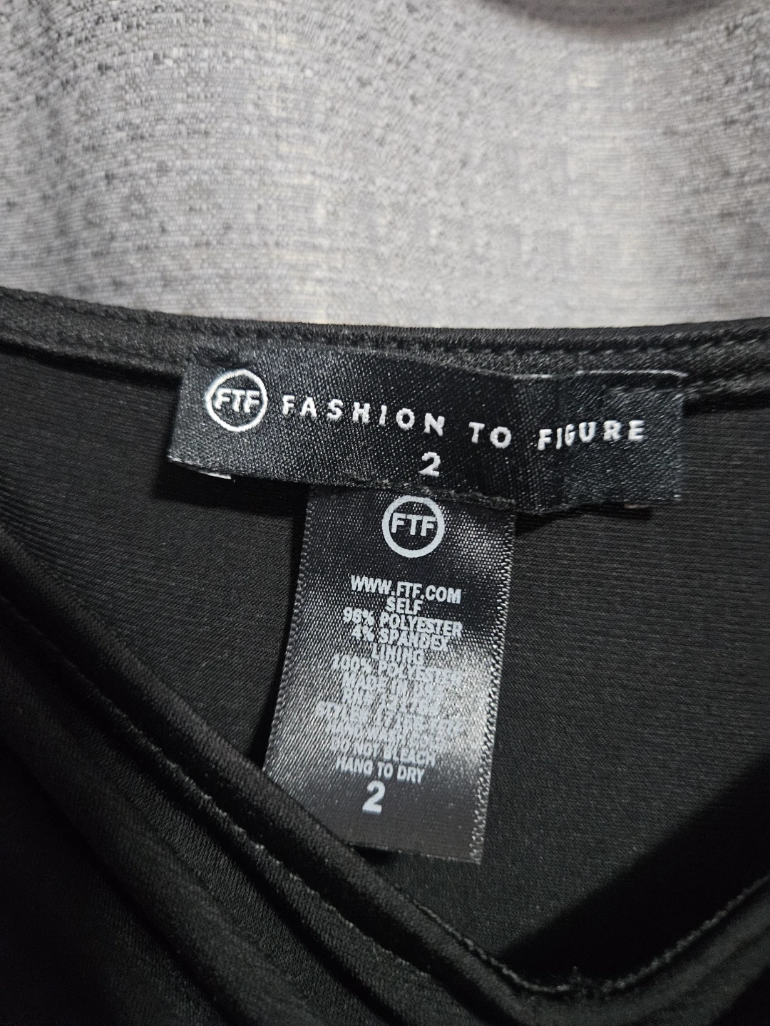 Fashion to Figure Black Ruched Square Neck Top - Size 2 - photo 2