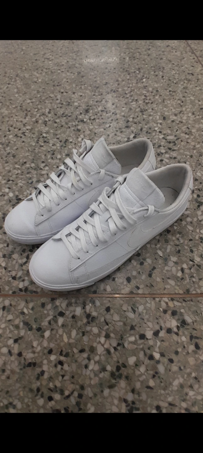 Nike White Sneakers Men's Size 9 5 - photo 2