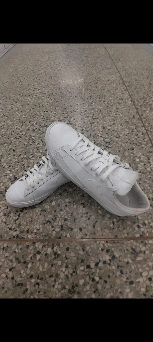 Nike White Sneakers Men's Size 9 5 - photo 3