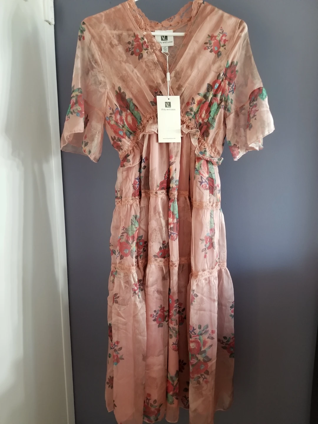 Vicky and Lucas Floral Print Maxi Dress Size S