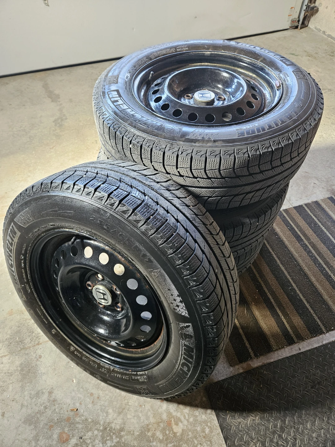 Michelin Winter Tires on Rims (Set of 4) 5x114  crv honda