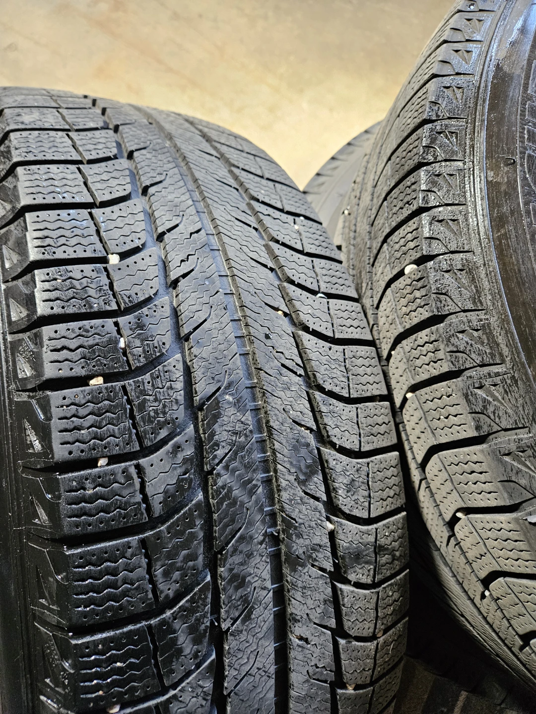 Michelin Winter Tires on Rims (Set of 4) 5x114  crv honda - photo 3