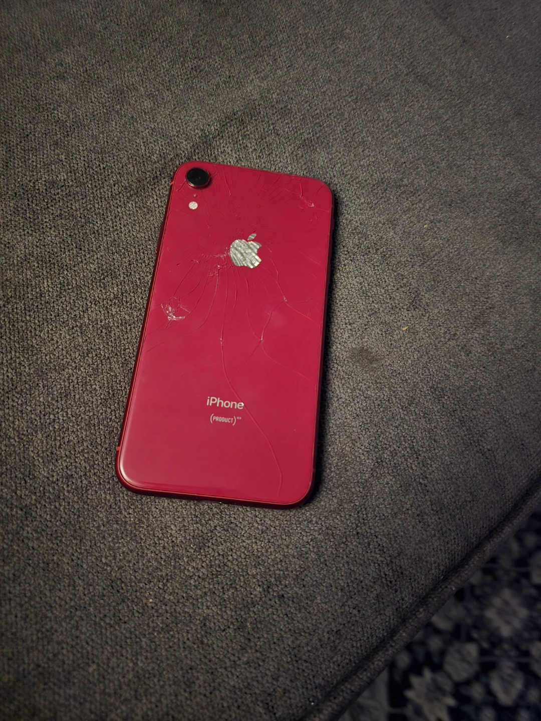 Red iPhone XR with cardholder case - photo 3