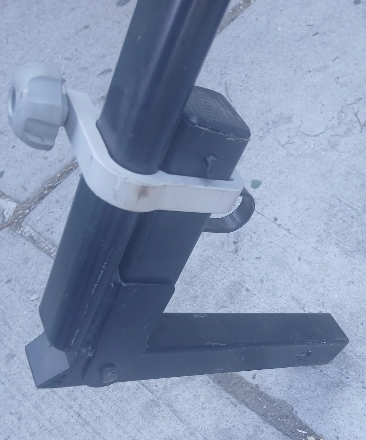 Thule Bike Rack Hitch Mount - photo 2