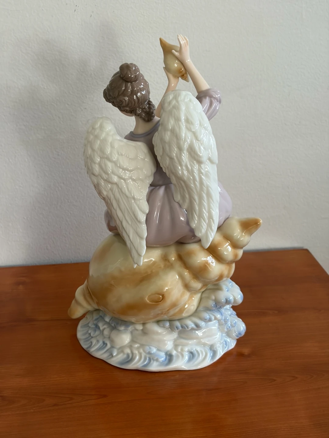 Porcelain Angel Figurine - photo 5