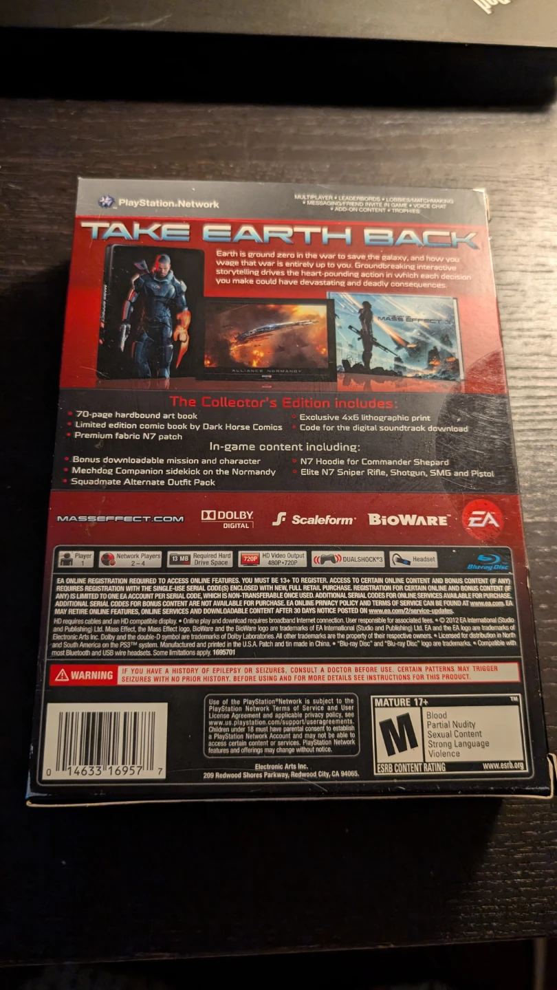 Mass Effect 3 -- N7 Collector's Edition PS3 - photo 2