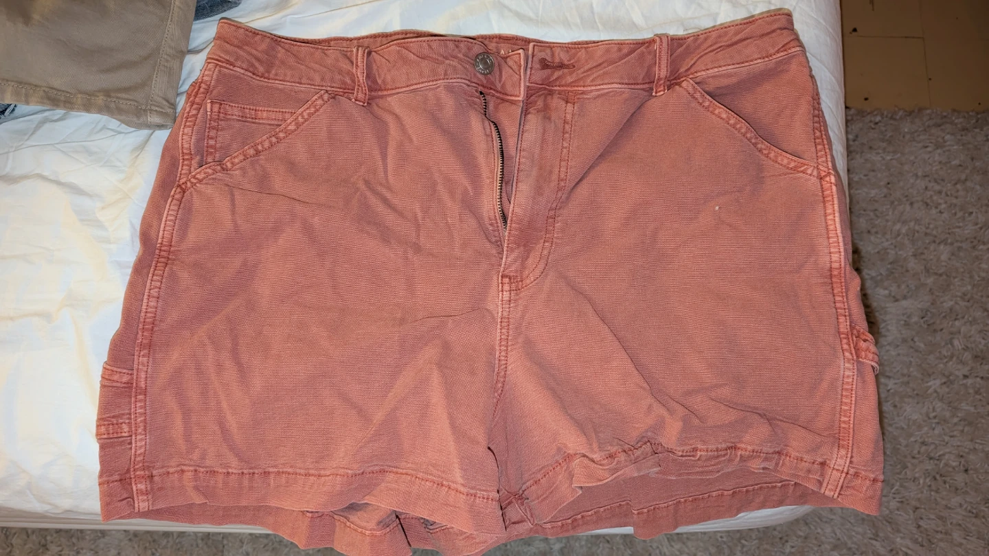 American Eagle pink/coral shorts - size 16