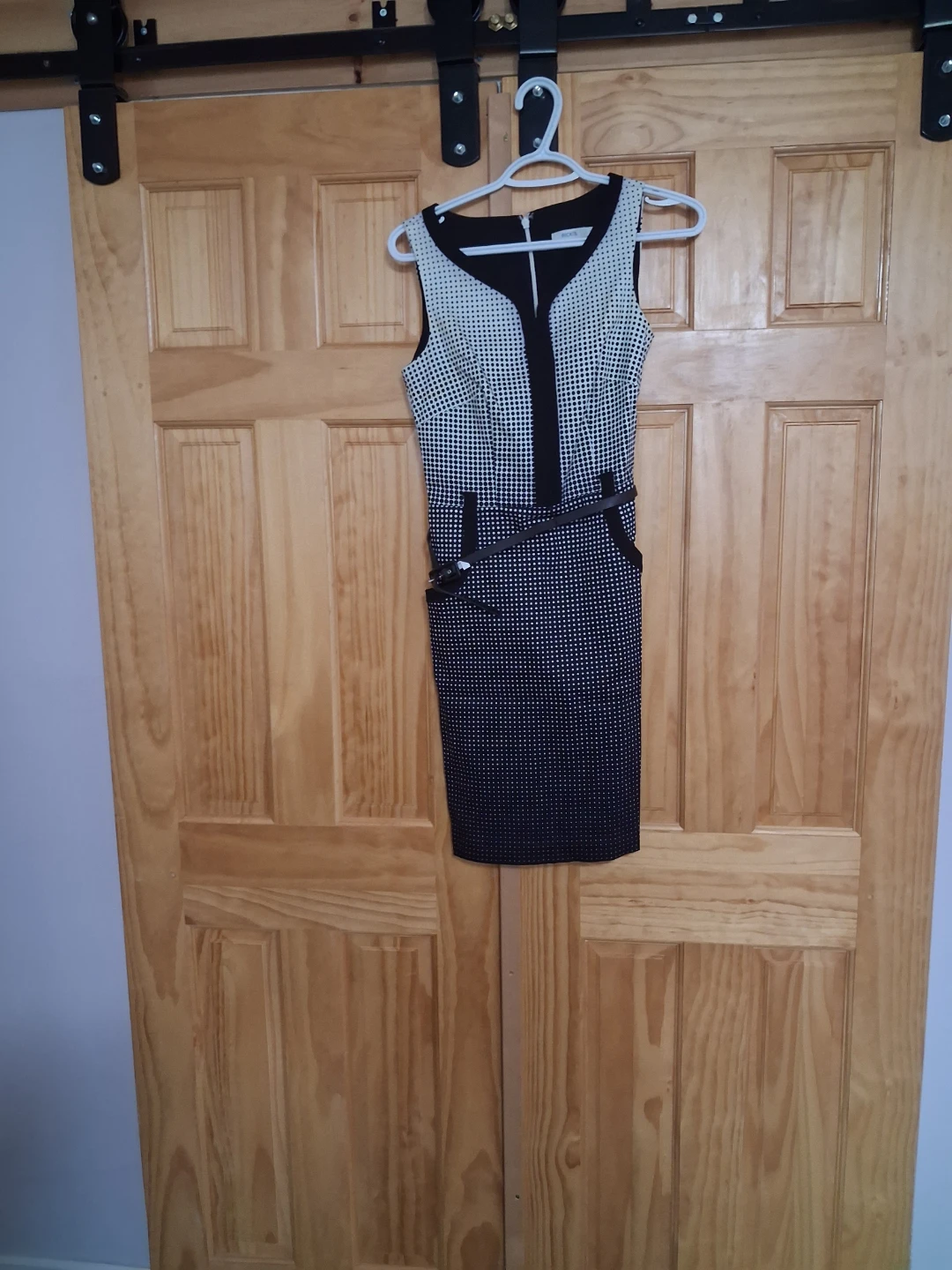Women's Sleeveless Polka Dot Dress with Belt