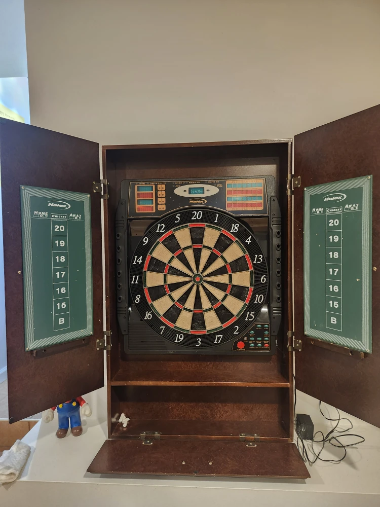 Halex Electronic Dartboard Cabinet Set