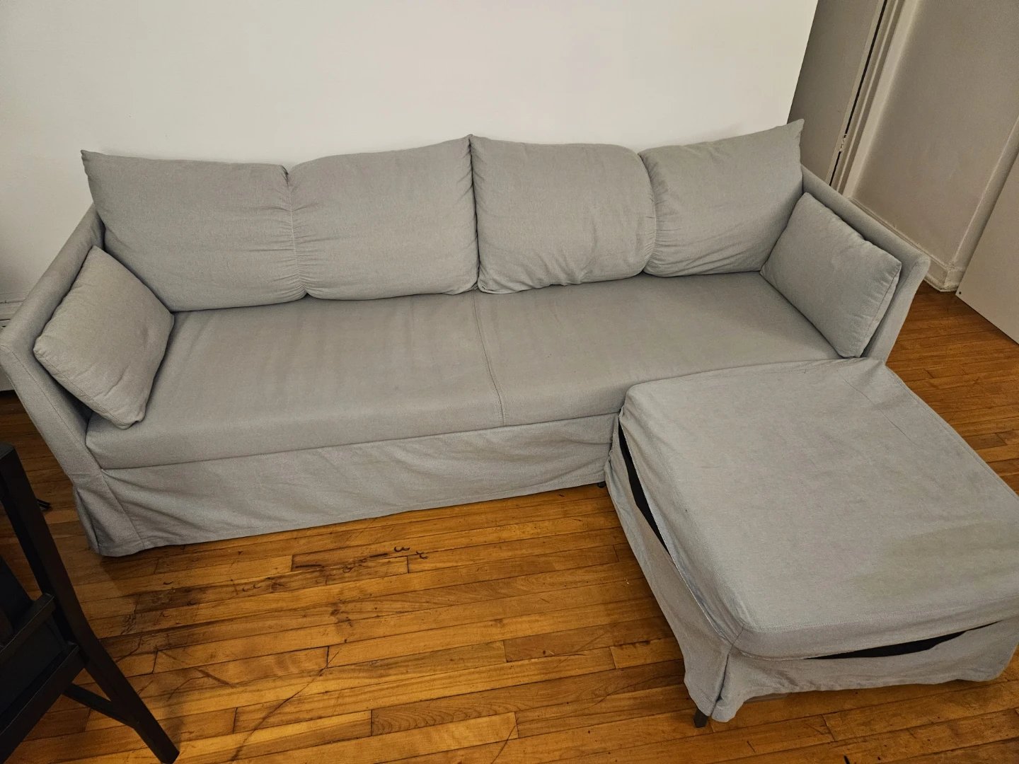 Canapé convertible lit gris 199$