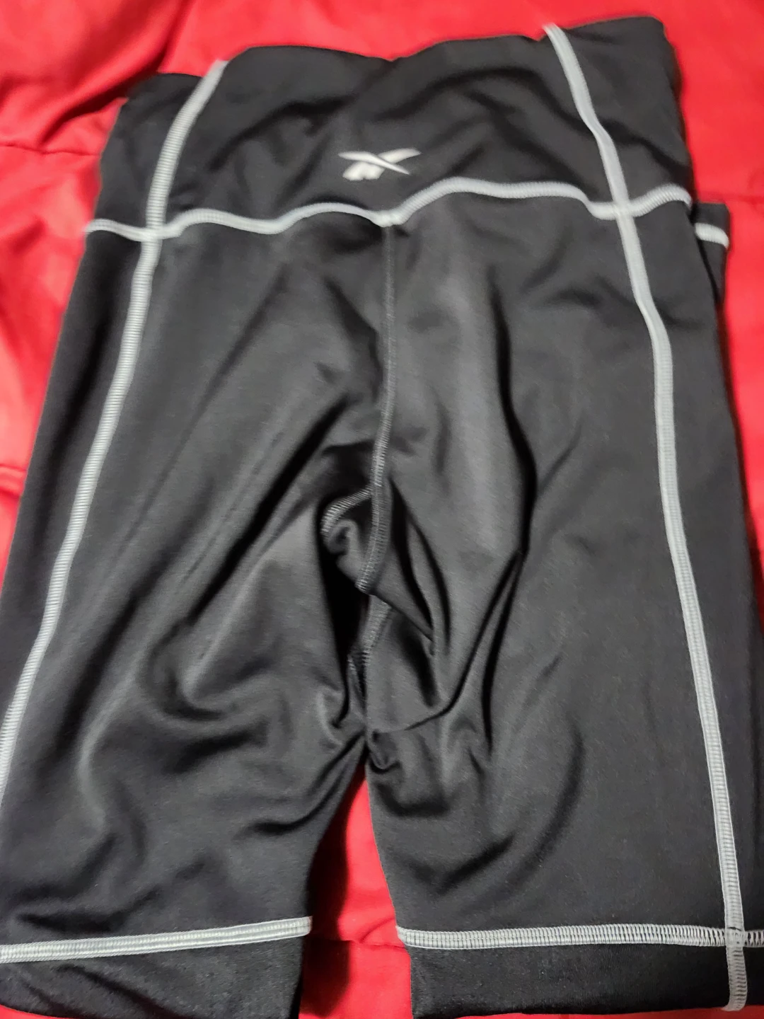 $10 Reebok leggings - photo 3