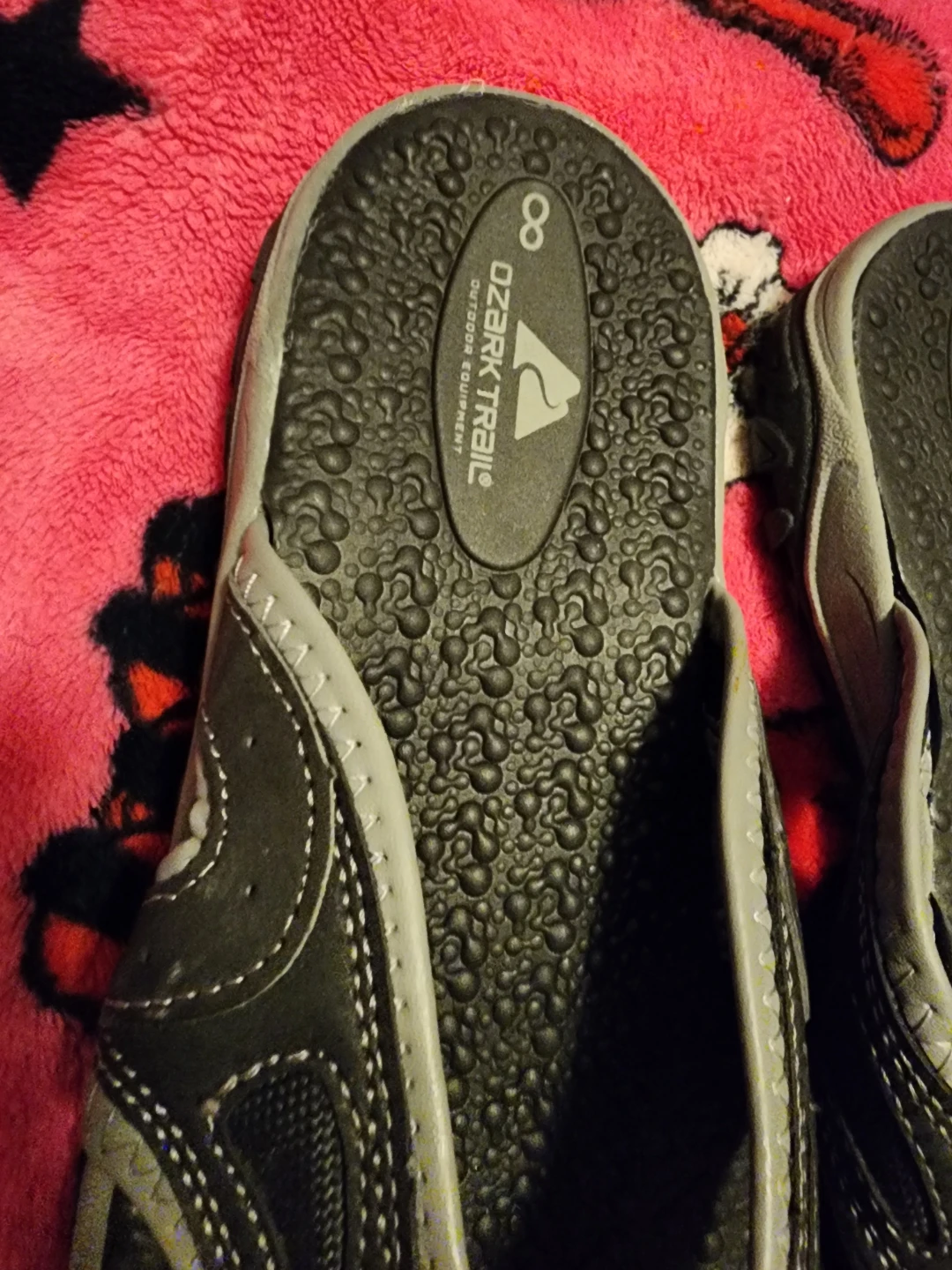 Ozark Trail Flip Flops - Size 8 - photo 4