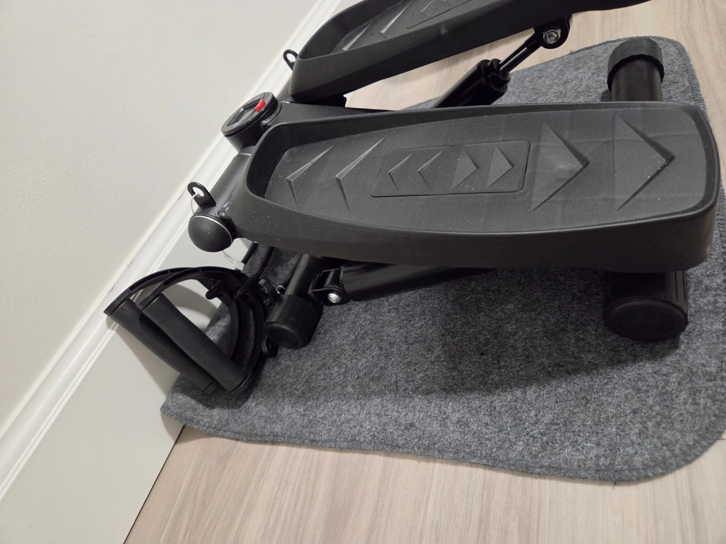 VitalLeap Stepper with Resistance Bands - photo 4