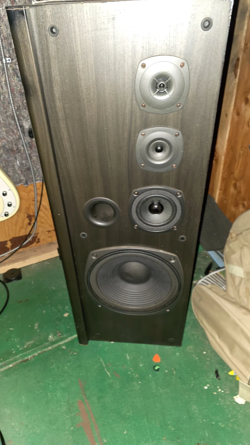 Kenwood Floorstanding Speakers