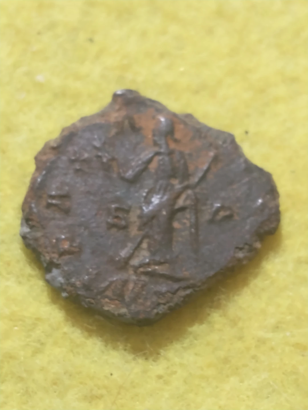 Rare 286-293 AD Caurasius ancient Roman provincial coin - photo 4