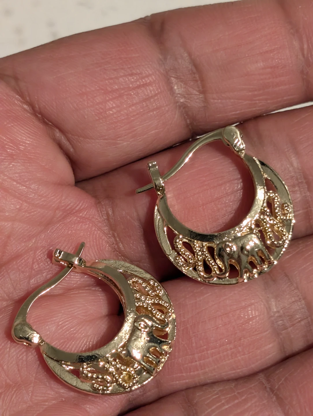 Gold plated Elephant Hoop Earrings - photo 5