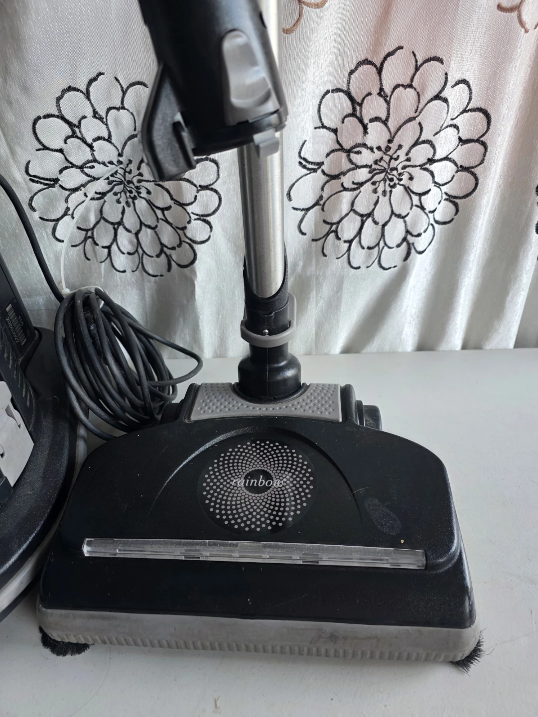 Rainbow Vacuum Cleaner - photo 3