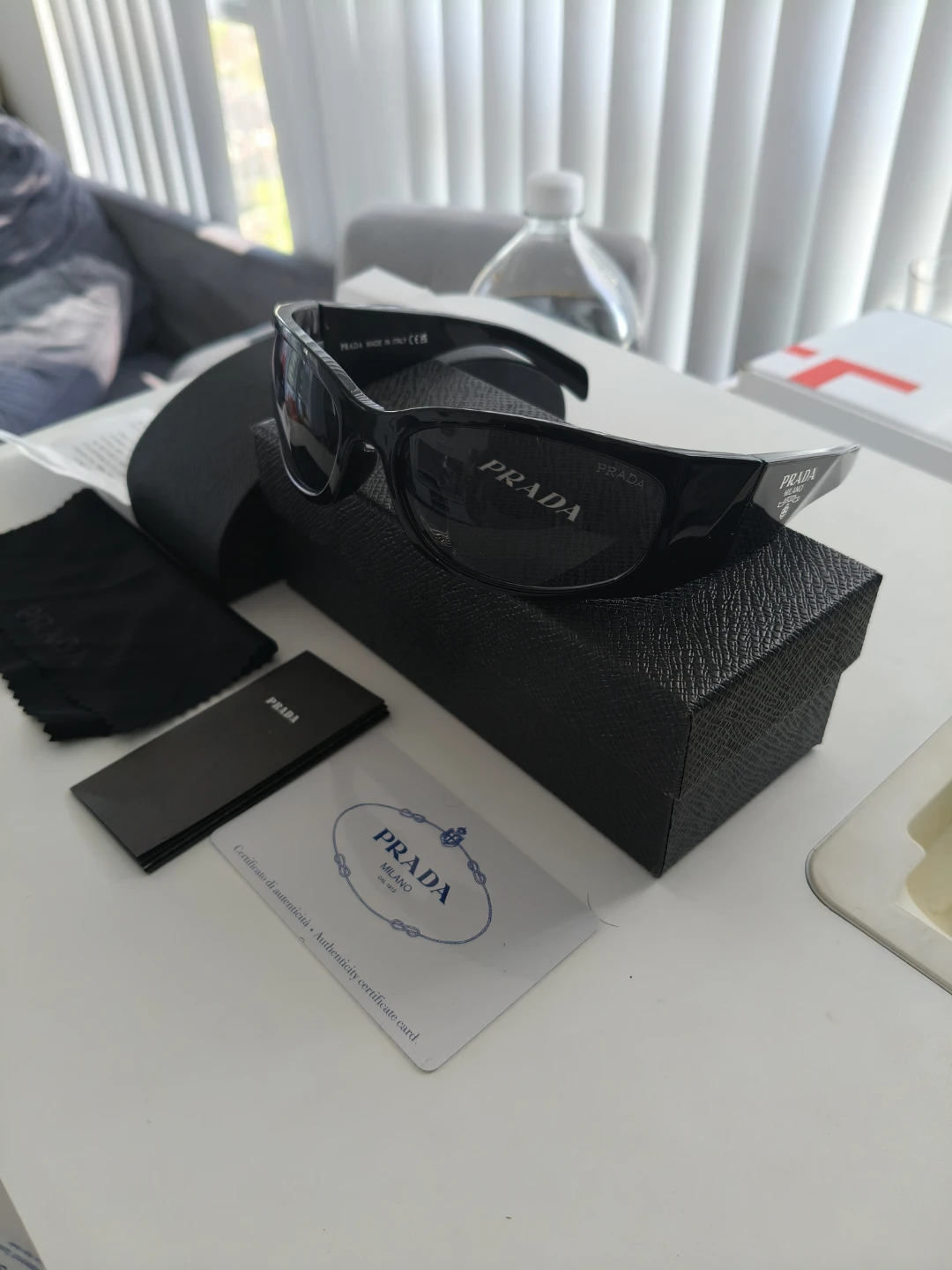 Prada SPRA19 Sunglasses - photo 2