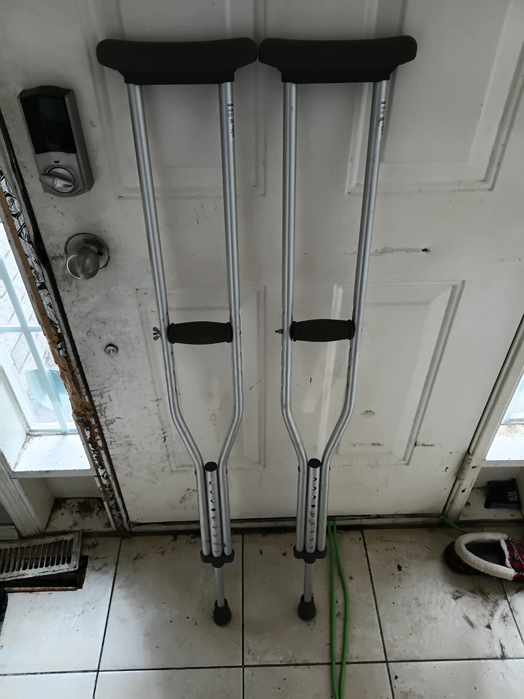 Adjustable Aluminum Crutches