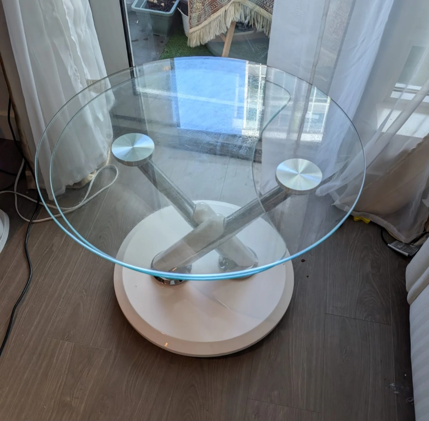 Luxury sofa and modern coffee  table - photo 5