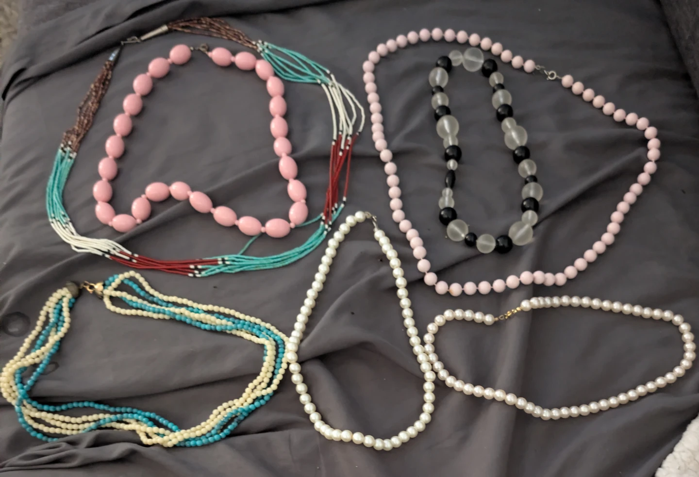 Set of 5 necklaces - photo 2