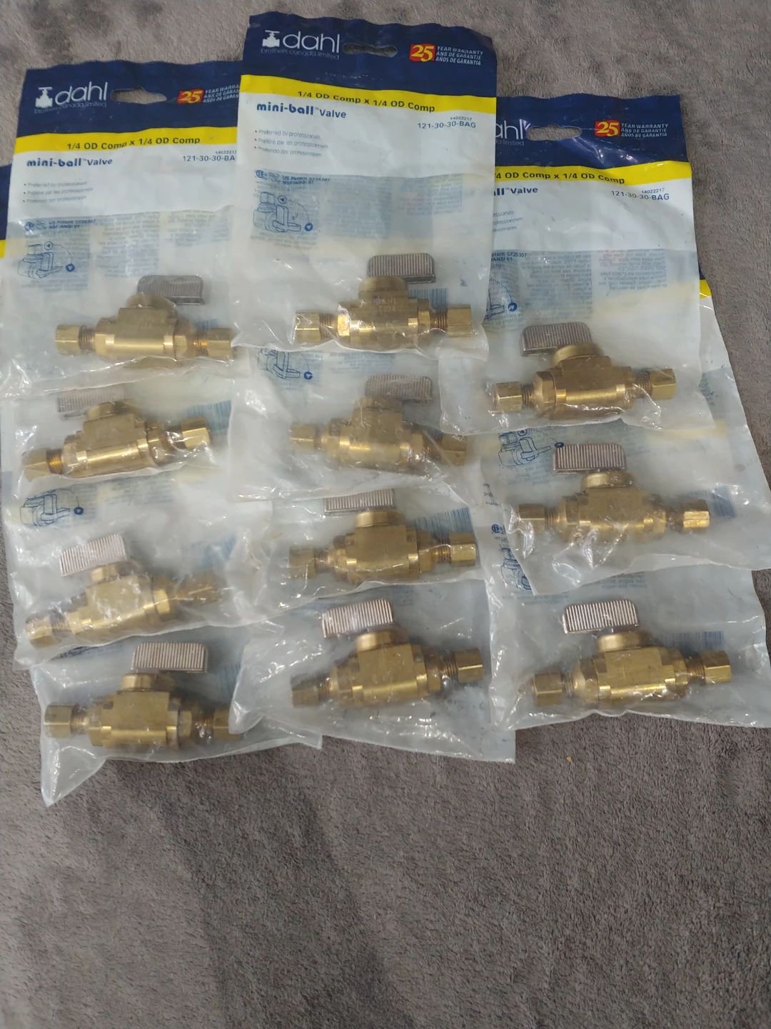 Dahl Brothers Canada Mini-Ball Valve 1/4 OD Comp x 1/4 OD Comp - photo 2