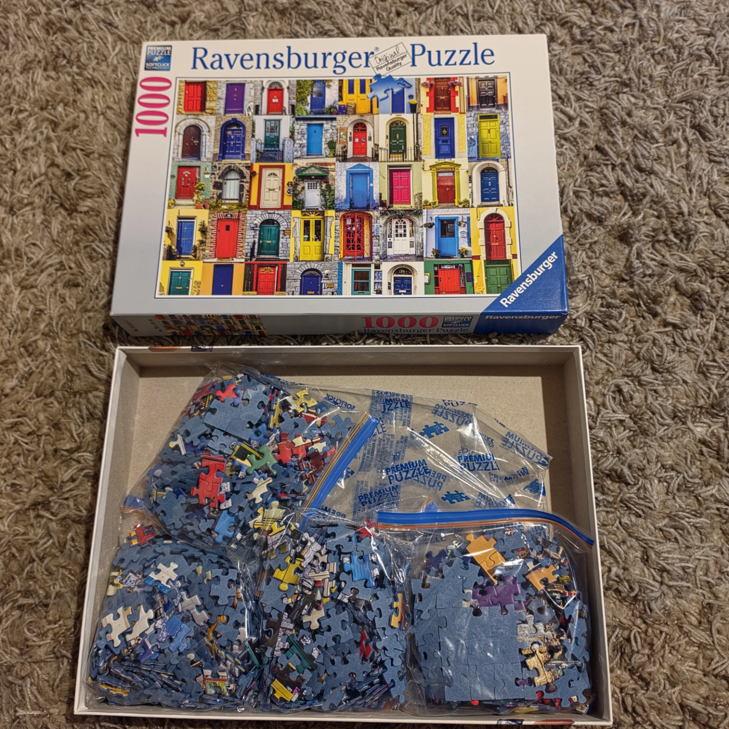 Ravensburger 1000 Piece Puzzle - Colorful Doors - photo 2