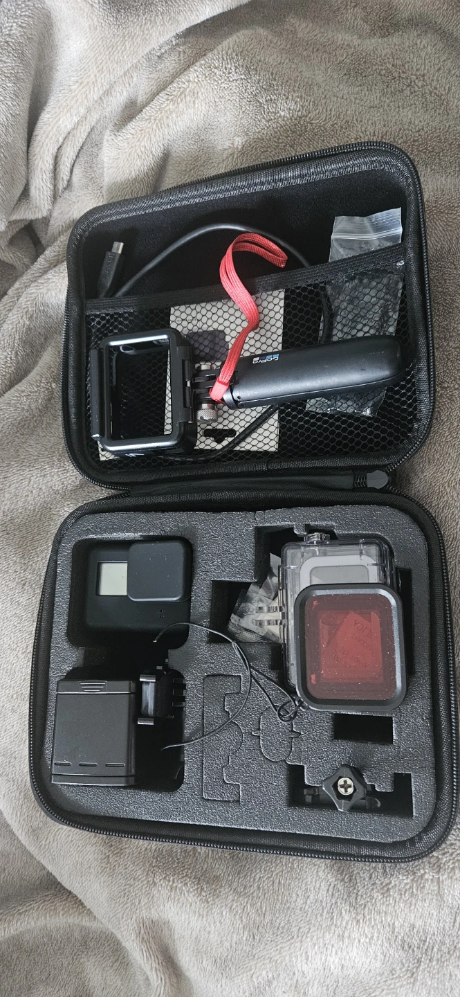 GoPro HERO7 Black Action Camera Bundle - photo 3