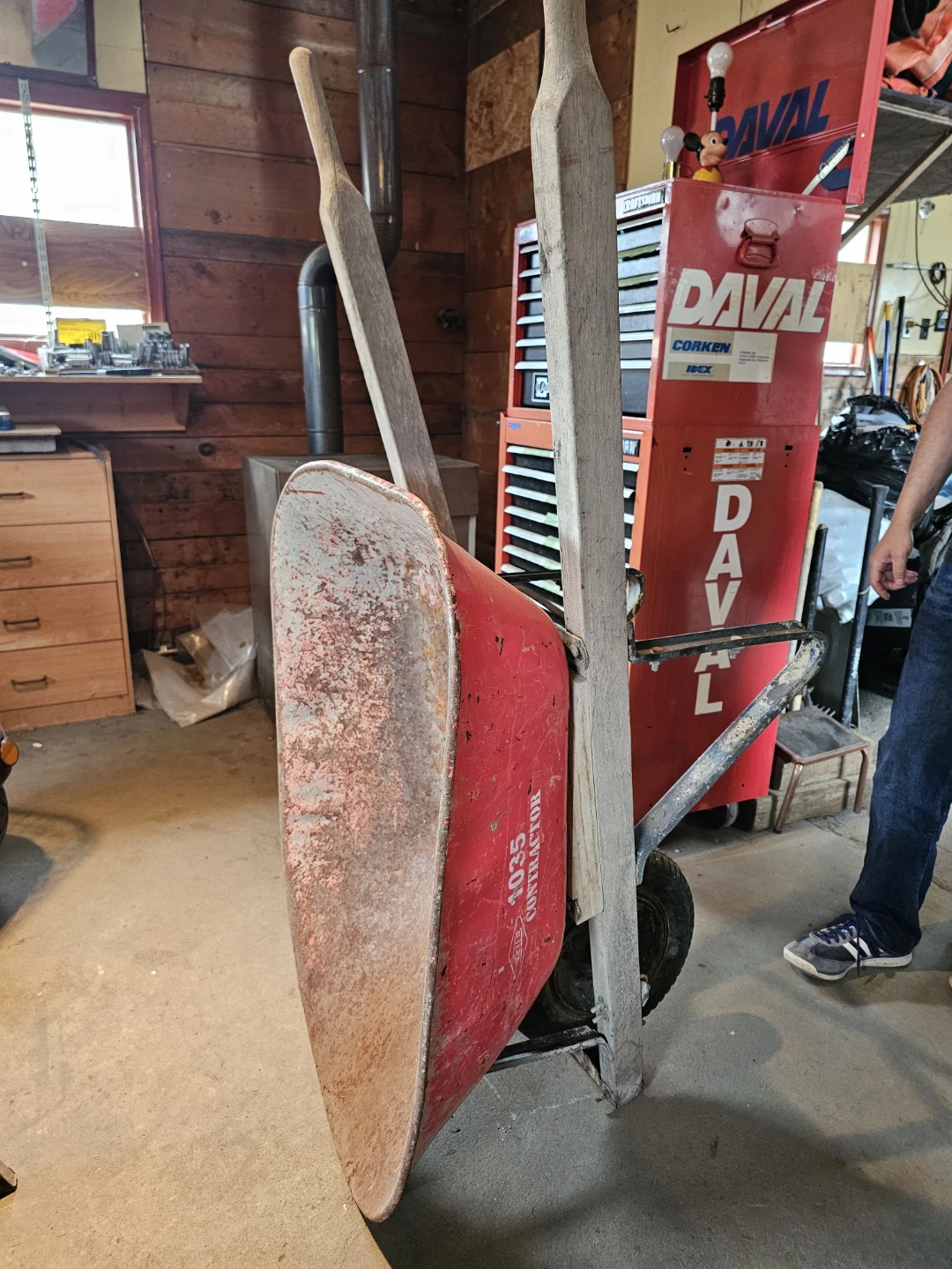 Vintage Red Contractor Wheelbarrow - photo 2