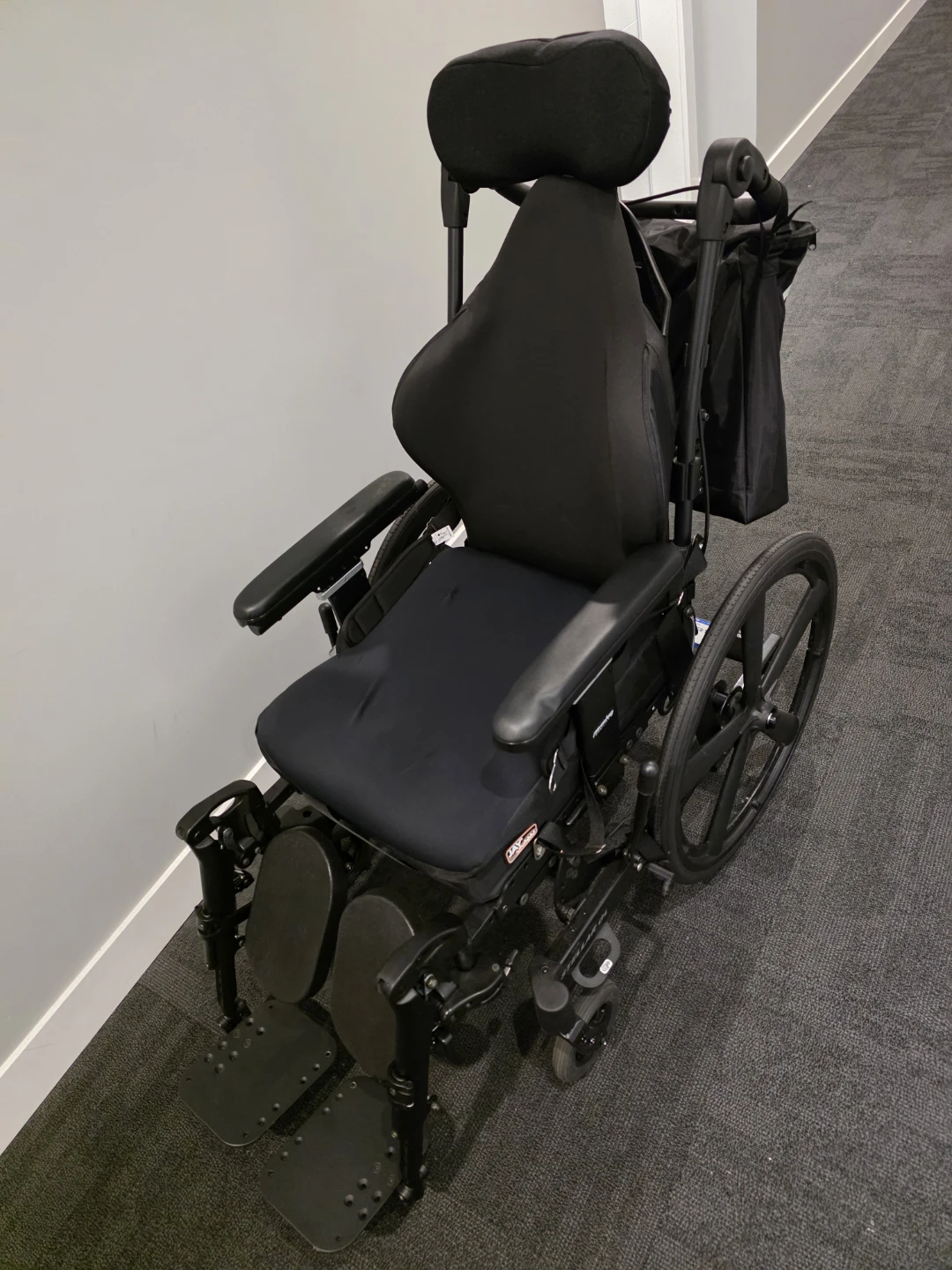 Wheelchair - photo 3