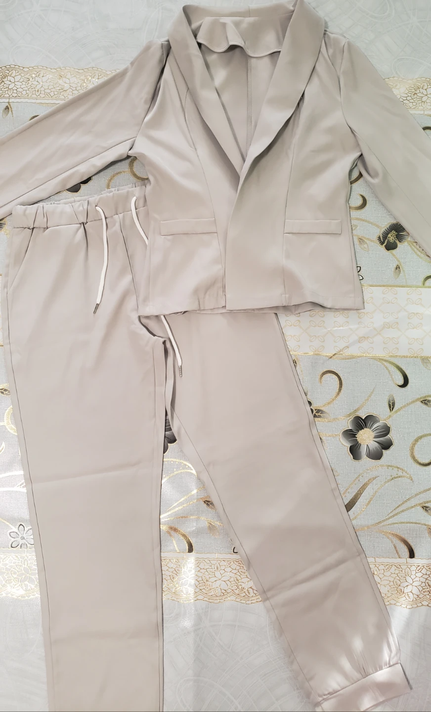 Brand new Women's Elegant Blazer And Jogger Tracksuit