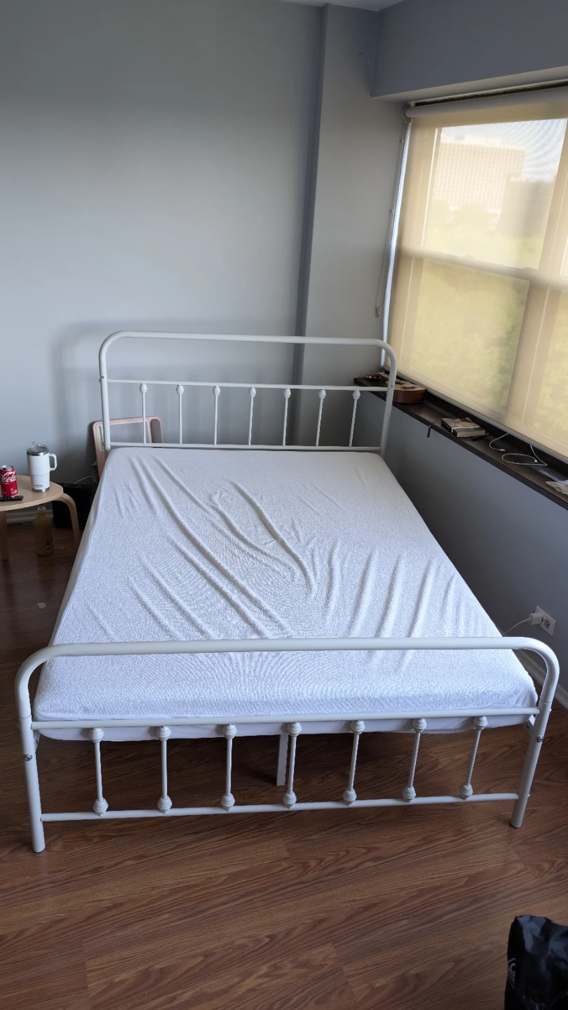 Queen size White Metal Bed Frame with Mattress - photo 4