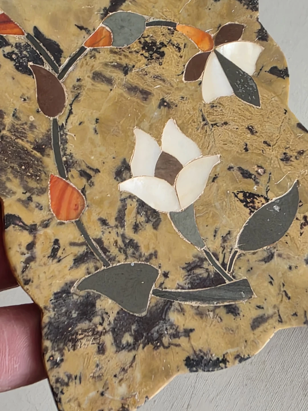 Stone Trinket box with precious stone inlays - photo 2