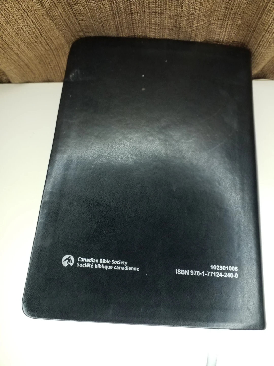 Bilingual Holy Bible English Standard Version / Nouvelle Version - photo 2