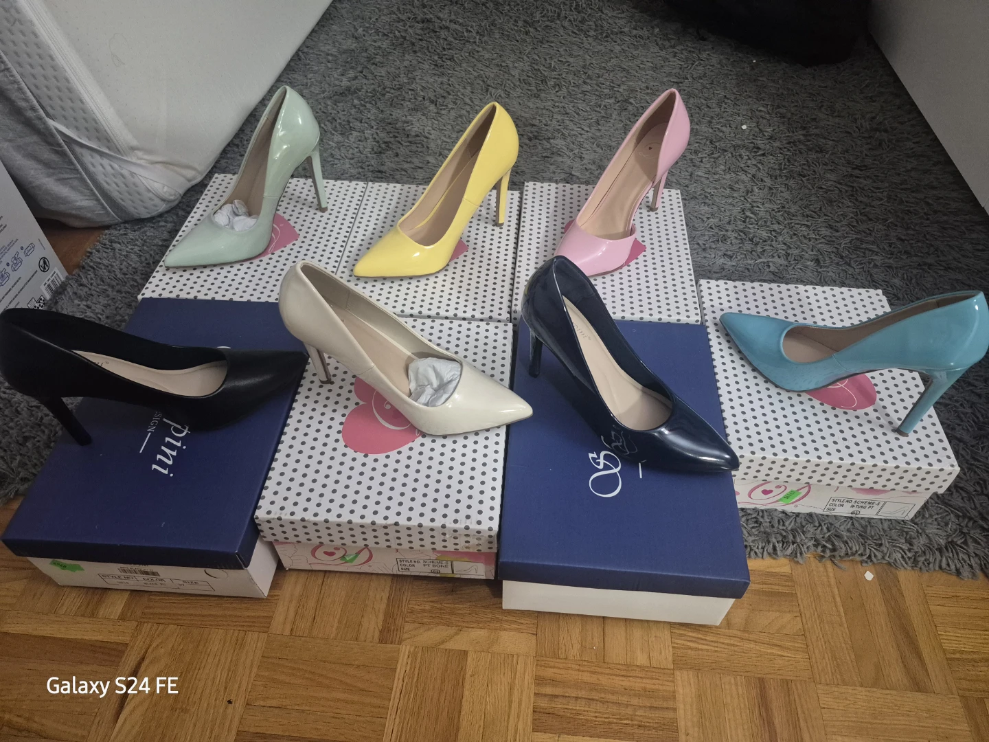 Women's High Heel Pumps (Various Colours)