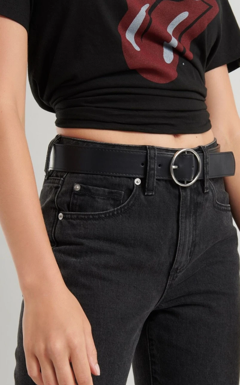 BNWT faux leather belt with silver circle buckle