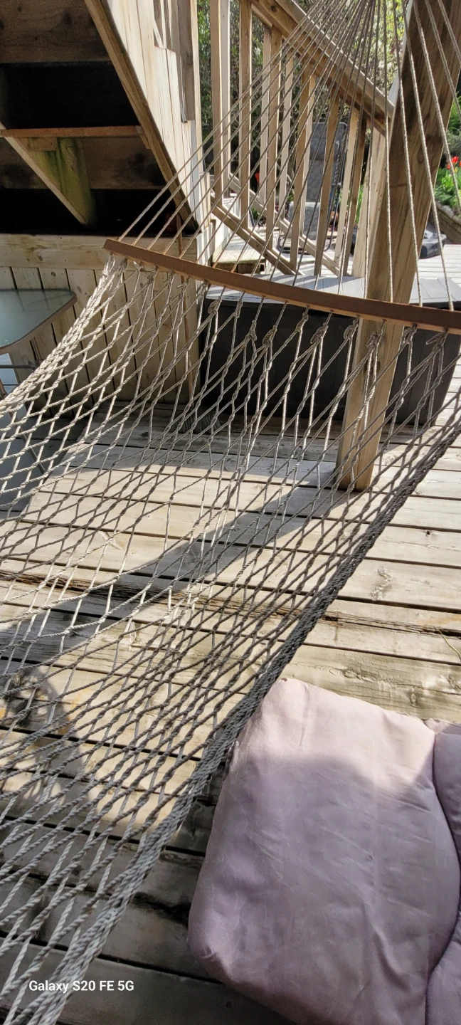 Rope Hammock with Wooden Spreader Bars
