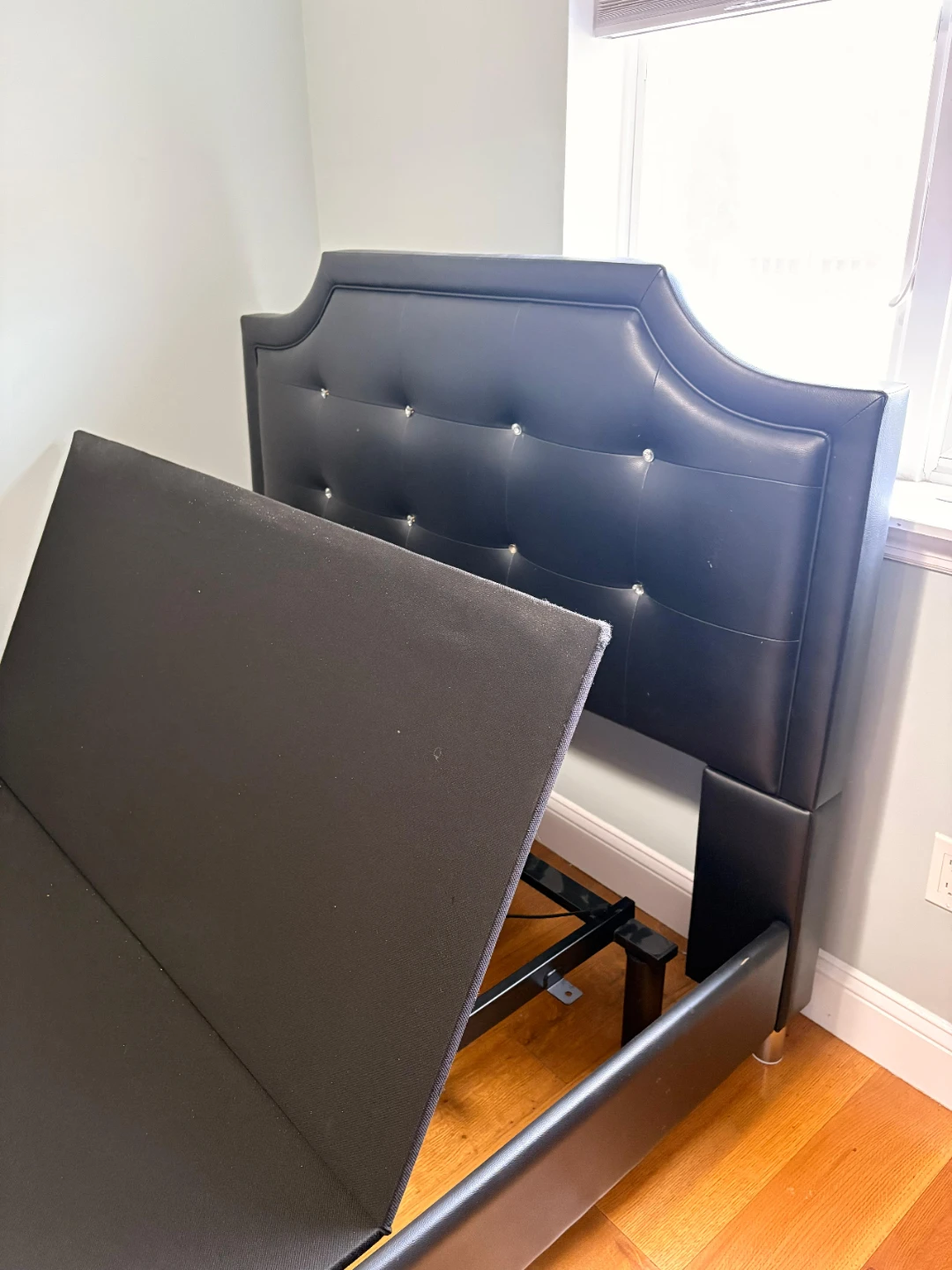 Black Faux Leather Queen Bed Frame with Crystal Tufting - photo 4