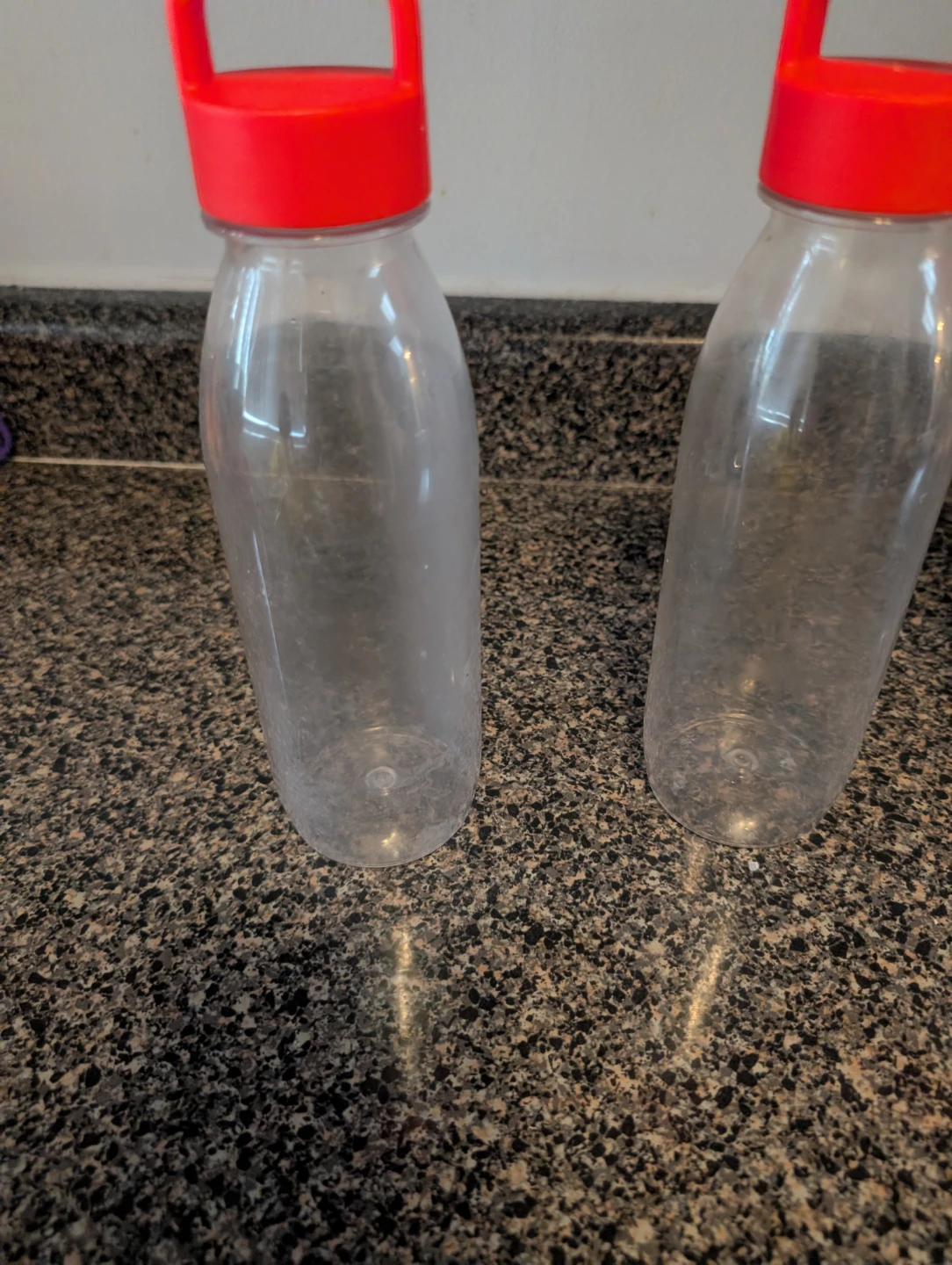 Set of 3 Clear Plastic Water Bottles with Red Lids - photo 3