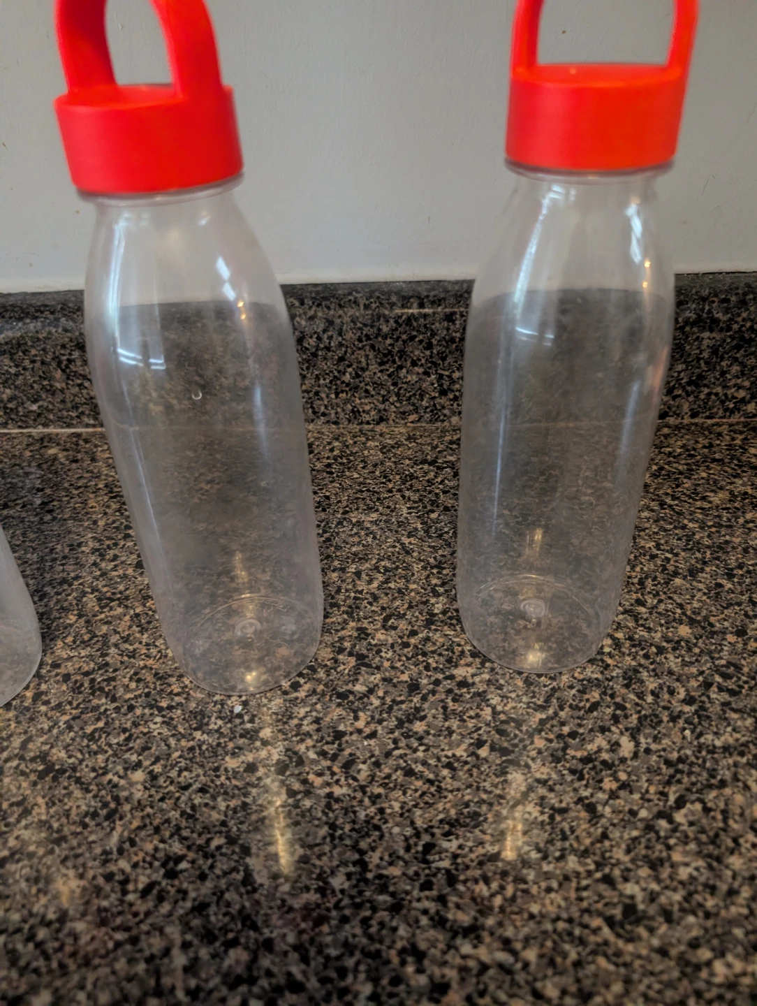 Set of 3 Clear Plastic Water Bottles with Red Lids - photo 4