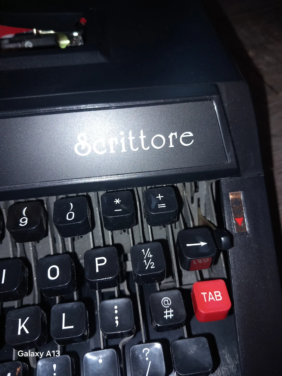 Royal Scrittore Portable Manual Typewriter with Case - photo 2