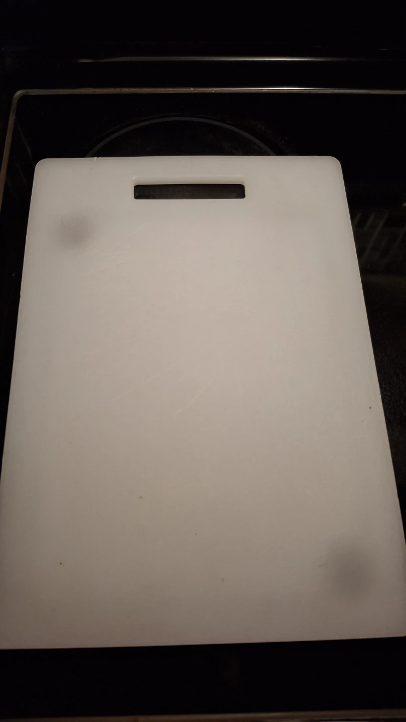 White Plastic Cutting Board with Handle - photo 2