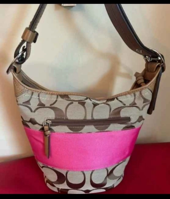Coach rugby signature F13362