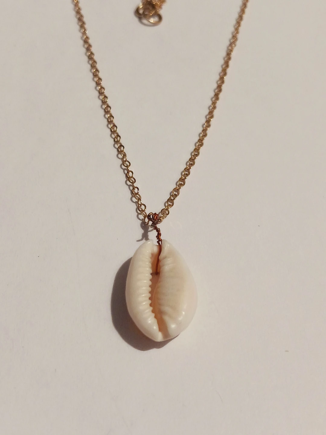 14K Gold Filled  Stamped Cowrie Shell Pendant Necklace - photo 3
